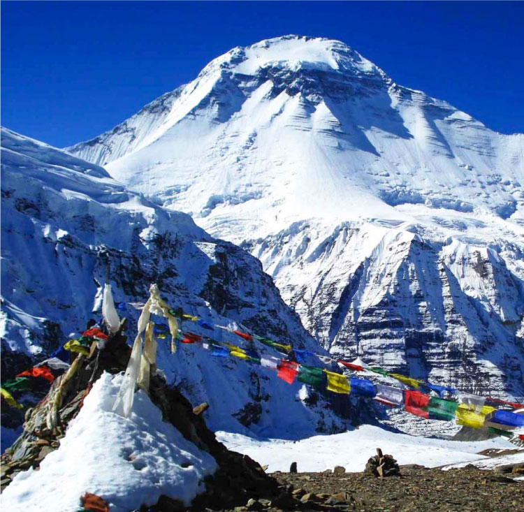 Dhaulagiri là ngọn núi cao thứ bảy trên thế giới với độ cao 8167 m