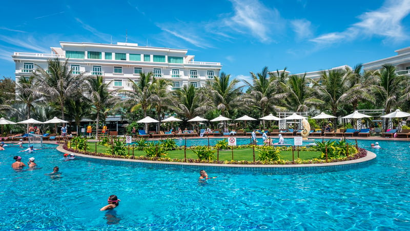 The Sailing Bay Beach Phan Thiết - Resort Phan Thiết phong cách Châu Âu
